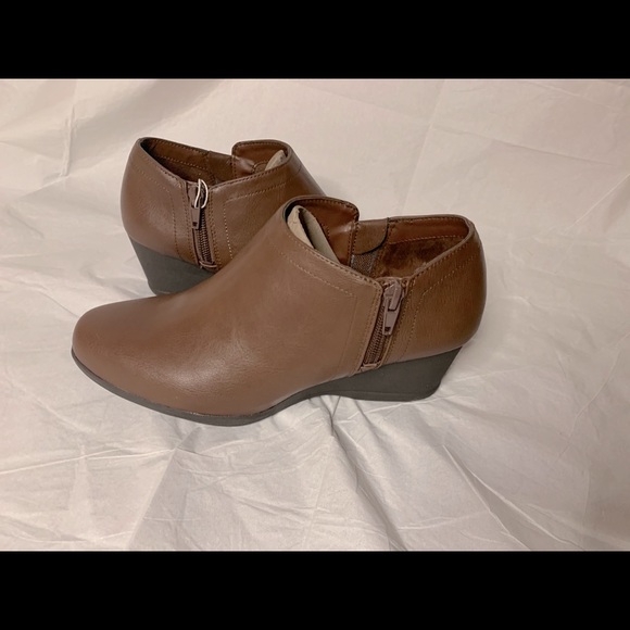 Dr. Scholl's Fordey Cognac Wedge Ankle Boots - Picture 6 of 7